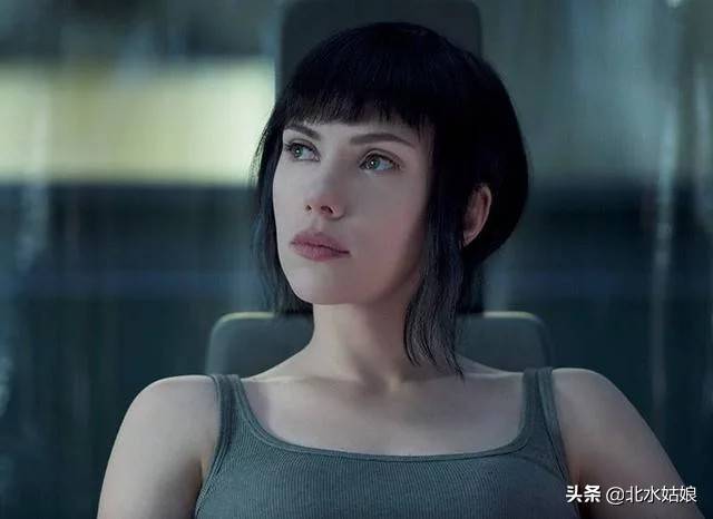 黑寡妇为什么从来不露刘海？网友：原来女神也不完美